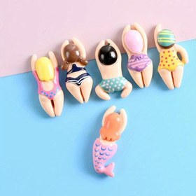 Resim 5 adet Karikatür Reçine Mini Yüzücü Heykeli, El Yapımı Malzemeler, Düz Kolye El Sanatları Miniatureleri, DIY Aksesuar Malzemeleri, Sevgililer Günü Teması, Çoklu Renk Seçenekleri Mevcut 