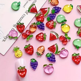 Resim 50 adet Rastgele Karışık Reçine Meyve Tırnak Süsleri 3D Yaz Çilek Kiraz Üzüm Karpuz Ananas Elma Şekil Tasarım Tırnak Dekorasyonları 
