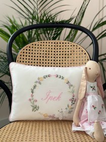 Resim Kelebek Rüyası Dekoratif Bebek Yastığı - Sarı&Pembe - Fırfırlı / Pembe / Bebek İsmi 