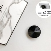 Resim GongtuShop Siyah Stil Evrensel Parmak Kavrama Tutacağı Akıllı Telefon Cd'si Için Esnek Stand Parmak Yüzük Braketi Metal Yüzeyi Genişleyen Telefon Tutacağı Tutun (Yurt Dışından) 