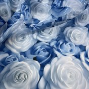 Resim 1 adet Güzel Çiçekli Kumaş 3D Gül Baskılı Yüksek Kaliteli Saten Malzeme Yumuşak ve Rahat DIY Dikiş, Yemek Masası Dekorasyonu ve Yastık Kılıfları için Uygun 91,44/274,32/457,2 İnç Uzunluk 144,78 İnç Genişlik Kare Gram Ağırlığı 100G 