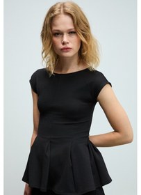 Resim Grimelange ROLLIE Kadın Bisiklet Yaka Arkada Damla Düğme Detaylı Mini Kısa Kollu Etek Ucu Pileli Peplum Siyah B 
