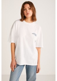Resim Grimelange Fınola Kadın Oversize Ön Ve Arka Mavi Yazı Detaylı Kısa Kollu Beyaz T-shirt 