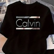 Resim Kadınların Şık Yuvarlak Yaka Kısa Kollu T-Shirt'i "Calvin" Harf Baskısı ile - Rahat, Konforlu Kesim, Makinede Yıkanabilir, Bahar ve Yaz Üstü, Rahat Giyim | Minimalist Tarz | Konforlu Kesim Gömlek 