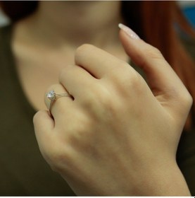 Resim Lova E Renk 0,50 Karat Pırlanta Tektaş Yüzük - IDL Sertifikalı 