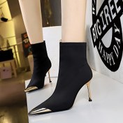 Resim 319-13 Avrupa ve Amerikan Tarzı Moda Banket Kısa Tüp Kadın Botları İnce Topuk Süper Yüksek Topuklu Elastik Lycra Metal Sivri Kısa Botlar 