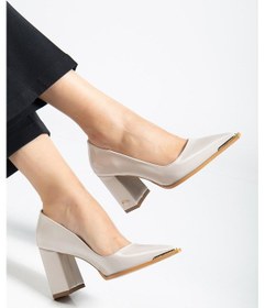 Resim Suins Premium Verty Model Kadın Kalın Topuklu Burnu Taşlı Rugan Stiletto Ayakkabı Ten 