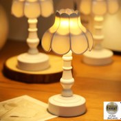 Resim 1 adet Modern Mini Masa Lambası, ev dekorasyonu Plastik Uplight Gece Lambası, Anahtar Kontrolü ile Uzay Temalı iç mekan dekorasyonu, Pil ile Çalışır (Şarj Edilemez), Çiçek Şekilli Mini Masa Lambası - Yatak Odası dekorasyonu ve Masaüstü Dekorasyonu için Mükemmel Gece Lambası 
