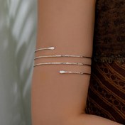 Resim Kadınlar için Elegant Çinko Alaşım Açık Bileklik, 1 adet Ayarlanabilir Metal Tel Bilezik, Günlük Müzik Festivali Aksesuarı, Hipnoalerjenik, Plating Yok - Tüm Mevsim Giyim 
