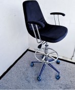 Resim Bintaş Mobilya Siyah Kumaş Tekerlekli Kollu Rahat Bar Sandalyesi Siyah 