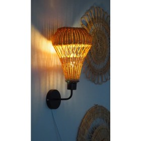 Resim El Yapımı Lale Rattan Duvar Lambası | Doğal ve Otantik Aydınlatma 
