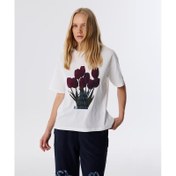 Resim Twist Görsel Baskılı Kadın T-Shirt (TW6250070063) 