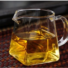 Resim Borosilikat Cam Çelik Süzgeçli Ve Kapaklı Piramit Demlik 750 Ml Şeffaf 