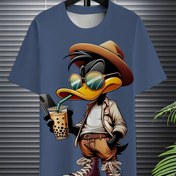 Resim Erkekler için 3D Karikatür Ördek Grafikli Tişört - Canlı Kırmızı, Moda Gözlüklü ve Bubble Tea Tasarımlı Günlük Yazlık Tee, %100 Polyester Hafif Esnek Kumaş, Düzenli Kalıp Yuvarlak Yaka Kısa Kollu Üst, Ördek Desenli Tişört 