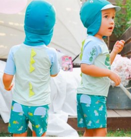 Resim Erkek Bebek 3'lu Set- Upf 50 + Güneş Korumali Sort Mayo + Tshirt 'u + Sapka Seti Cute Dıno Su Yesili 