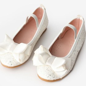Resim Le Mabelle Beyaz Fiyonklu Simli Kız Çocuk Ayakkabı 