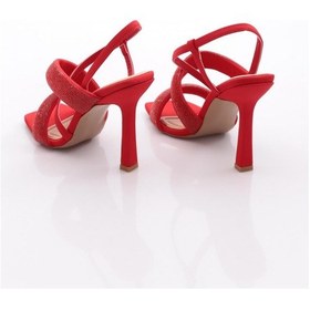 Resim Dgn 2032 Kadin Sirali Kalin Sirali Ve Çapraz Bantli Silver Taşli Topuklu Sandalet Kırmızı Saten 