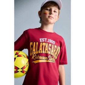 Resim DeFacto Galatasaray Kısa Kollu Pijama Üstü Şort Pijama Alt 2'li Pijama Takımı Erkek Çocuk H7340A826HS 