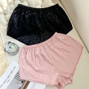 Resim 2'li Şık Siyah & Kırmızı Saten Uyku Şortu Kadınlar için - Tüm Mevsimlere Uygun, Seksi Jakar Desenli, Yetişkinler için İdeal, Rahat Pijama|Şık Pijama|Jakar Desenli 