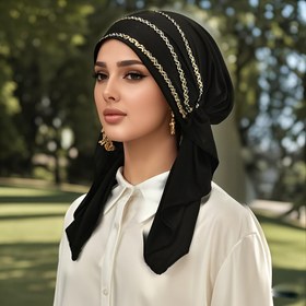 Resim Şık Kadın Hijab Şal - Nefes Alabilir ve Rahat Siyah Başlık Şal, Altın Zincir Detayları ile Seyahat ve Açık Hava Aktiviteleri için Mükemmel, Hijab Şal, Seyahat Başlığı, Şık Başlık, Dayanıklı Başlık 