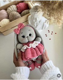 Resim Amigurumi Gri Uzun Kulak Tombik Tavşan 