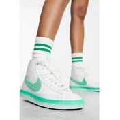 Resim Nike Blazer Mid 77 Kadın Yazlık Kanvas Beyaz Sneaker Ayakkabı 
