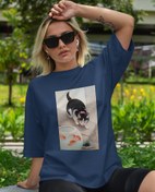 Resim Kedi ve Japon Balığı Kasesi Oversize Tişört 