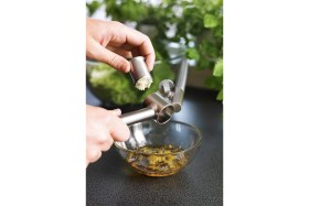 Resim Paslanmaz Metal Hazneli Sarımsak ve Zencefil Doğrayıcı 