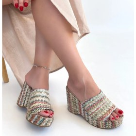 Resim Tlay Kilim Desenli Dolgu Topuk Terlik 