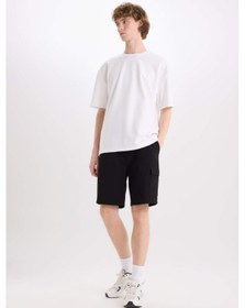 Resim DeFacto Regular Fit Dokulu Düz Paça Kargo Cepli Basic Düz Şort B8796AX25SMBK81 