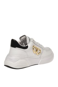 Resim Love Moschino Beyaz-Siyah Kadın Sneaker JA15405G1IIA1 