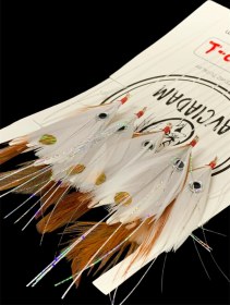 Resim Tüy Çapari Kahverengi Üstüne Beyaz 