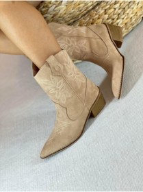 Resim SHOEMARK Opal Bej Süet Nakışlı Western Kadın Bot 