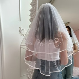 Resim Romantik Çift Katmanlı Gelin Duvağı Taraklı - Elde Yıkanabilir Şeffaf Polyester Düğün Başlığı, Düğünler, Partiler & Fotoğraf Aksesuarları için Zarif Duvak, Resmi Etkinlikler, Delikat Tasarım, İnce Dokuma, Vintage Stil, Güzel İşçilik, Moda Severler İçin 