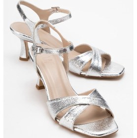 Resim Melin Gümüş Desenli Çapraz Bantlı Kadın Topuklu Ayakkabı Gümüş 