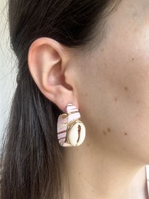 Resim Deniz Kabuklu Lila Tasarım Küpe 