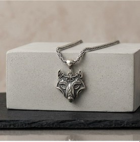 Resim Viking Kurt Başı Kolye Erkek 925 Ayar Gümüş Wolf Head Pendant Minimalist Nordic Erkek Kolyesi 
