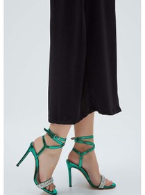 Resim Tamer Tanca Kadın Vegan Yeşil Yılan Topuklu Sandalet 654 993 Bn Sndlt Y23 Yesıl Yılan Yeşil 