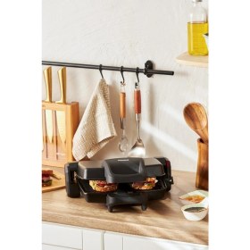 Resim Mediterian Siyah Tost Makinesi 1500W, Resmi Garantili, Hızlı ve Kolay Tost Yapımı 