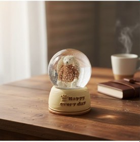 Resim Pilli Işıklı Müzikli Kar Küresi Sevimli Ayıcık Figürlü Eğlenceli Masaüstü Biblo, Led Aydınlatmalı Dekoratif Hediyelik Kar Küresi Sarı 