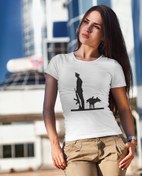 Resim Civil Disorder75 Kadın Tişört 