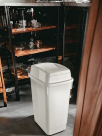 Resim AboutThePerfect Beyaz 27L Çift Taraflı İtme Kapaklı Banyo Atık Kutusu 