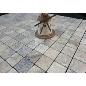 Resim Pietramosaic Eskitme Doğal Taş Dekorasyon Gümüş Silver Traverten Mermer Duvar Kaplama Fileli Mozaik 5x5 cm 