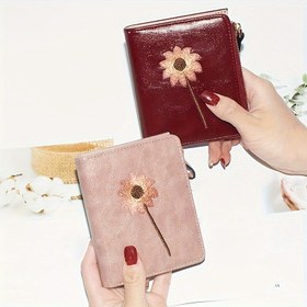 Resim Çiçek Nakışlı Vintage Esintili Kadın Cüzdanı – Kompakt Bifold Tasarım, Çıtçıt Kapatma, Sentetik Deri, Kırmızı & Pembe Seçenekler, Günlük Kullanım İçin Mükemmel, Sevimli Çanta 