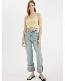 Resim DeFacto Slim Fit Dar Kesim V Yaka Askılı Örgü Kroşe Atlet A8433AX24SMYL242 
