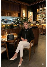Resim Lela Yaka Detaylı Regular Fit Şifon Bayan Gömlek 61114410 Siyah-Ekru 