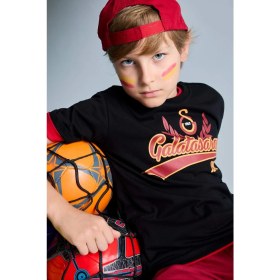 Resim DeFacto Galatasaray New Regular Fit Bisiklet Yaka Kısa Kollu Siyah Tişört Erkek Çocuk H7790A826HS 