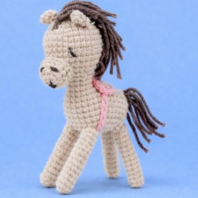 Resim Jack Ferrero Amigurumi Kiti | Sevimli At Örgü Seti | Yeni Başlayanlar İçin | Anahtarlık Seçenekli 