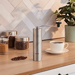 Resim Brew Master Manuel Kahve Öğütücü Karaca