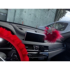 Resim Arabasına Aşıklar Kulübü KIRMIZI PELUŞ DİREKSİYON KILIFI SETİ KIRMIZI TÜYLÜ KAR TANESİ DİKİZ AYNASI SÜSÜ 